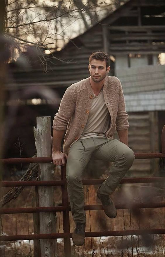 Rugged fall outfit for guys