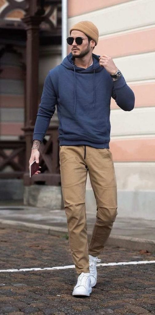 10 Stylish Winter Outfits for Teenage Guys (With Pictures