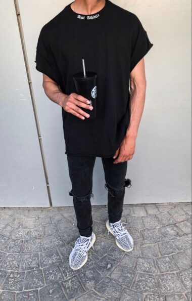 How To Style Yeezys 350 15 Best Yeezy Outfit Ideas