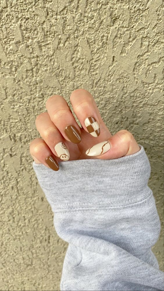 abstract autumn nails for teens