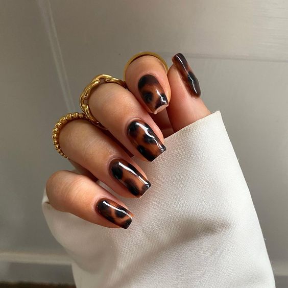 fall tortoise nail ideas