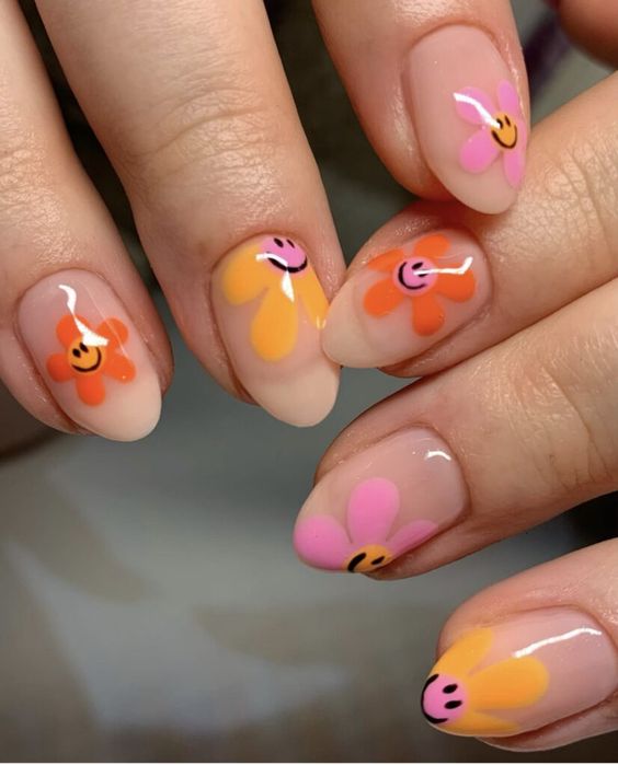 summer flowers nail ideas