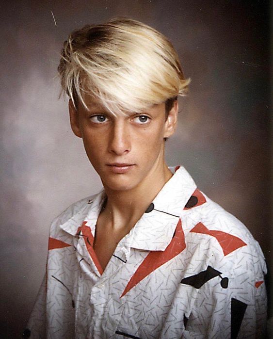 tony hawk bleached bangs hairstyle