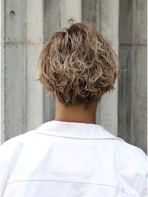 wavy textured layers for guys