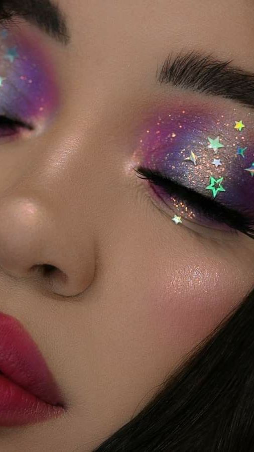 makeup with stars for homecoming