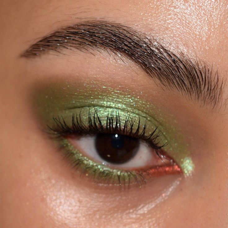 homecoming makeup ideas for green dress