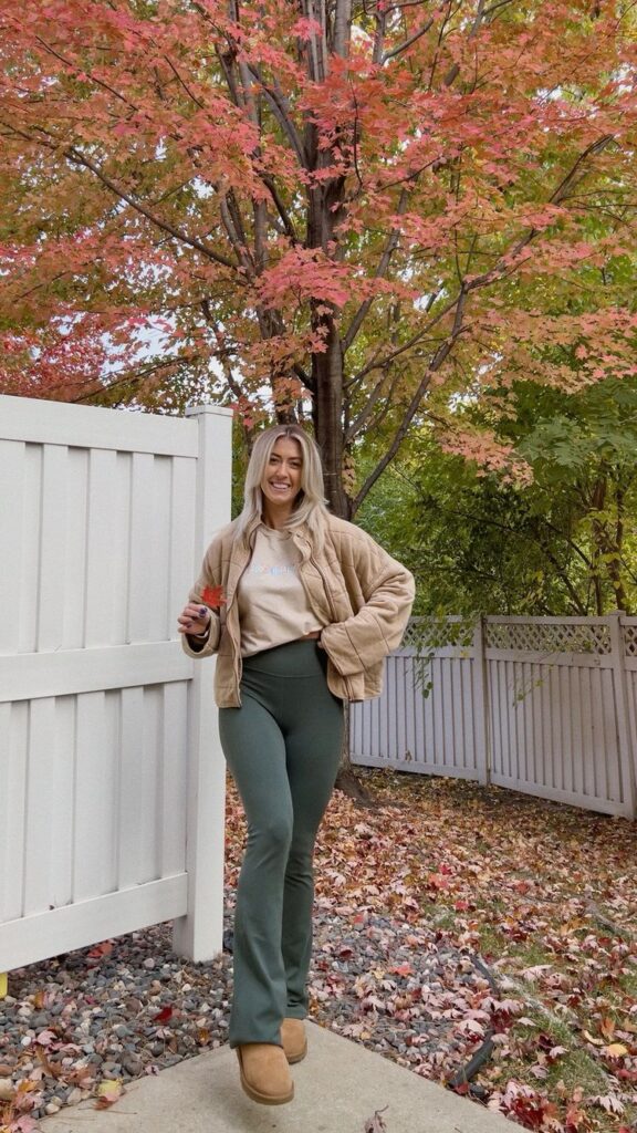 green leggings for Christmas girl