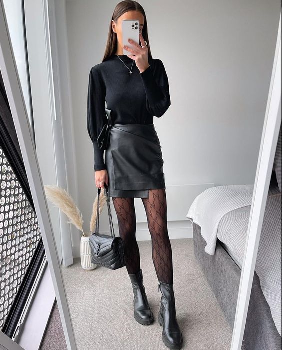 black seamless tights outfit for funeral