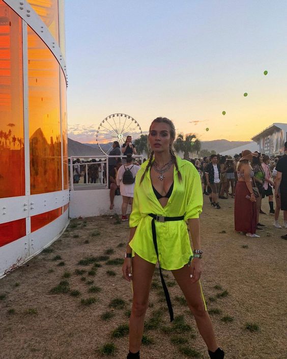 neon festival outfit ideas