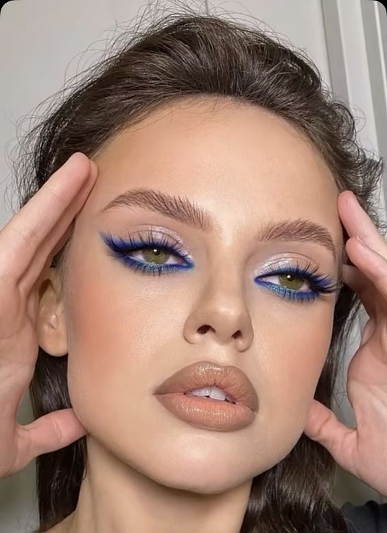 blue eyeliner ideas