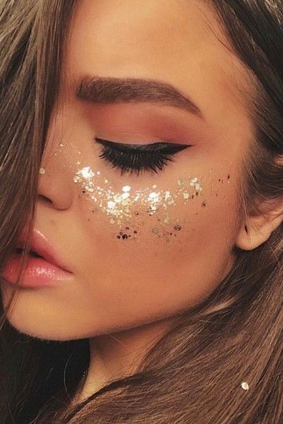 gold makeup for Coachella