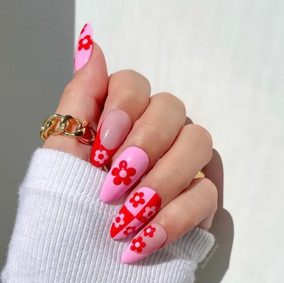 pink nail ideas for festival