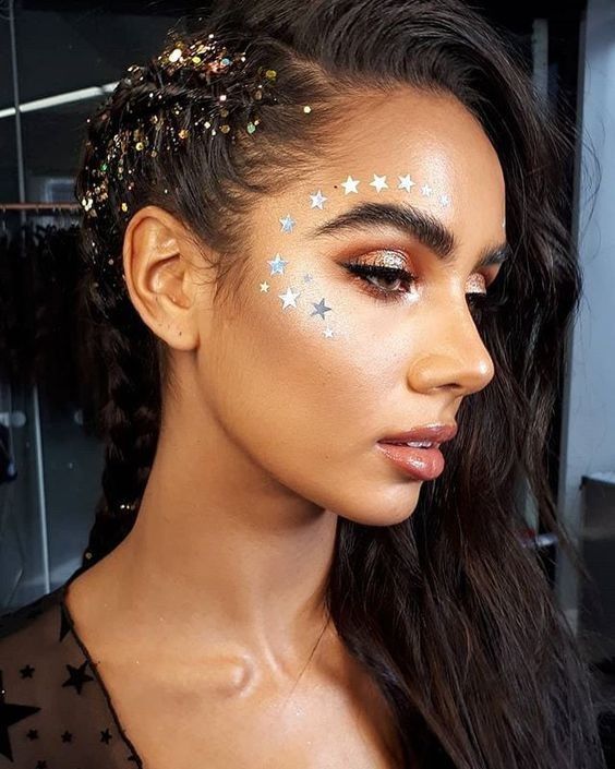 festival hairstyles with glitter