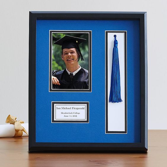 graduation tassel frame