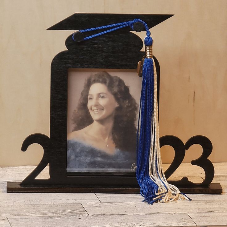 modern graduation frame ideas