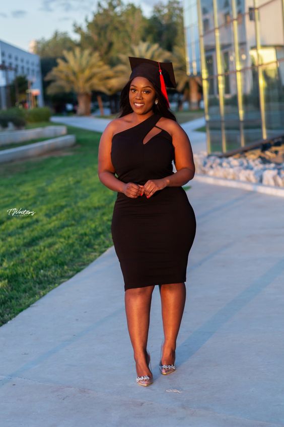 black bodycon midi dress