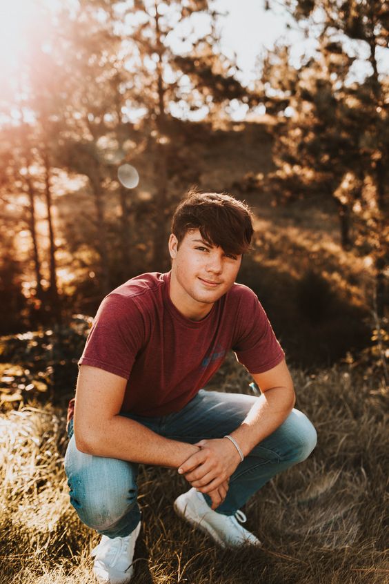 Guy Senior Pictures Outside Ideas | Tonya Bolton Photography