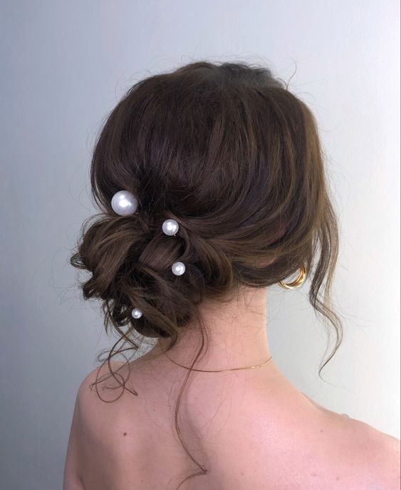 half up half down hairstyle