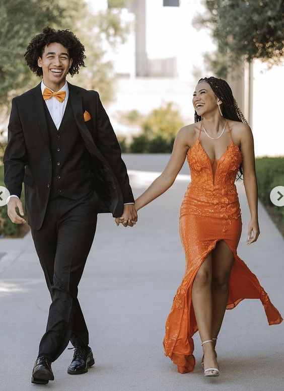 cute orange outfit for couple