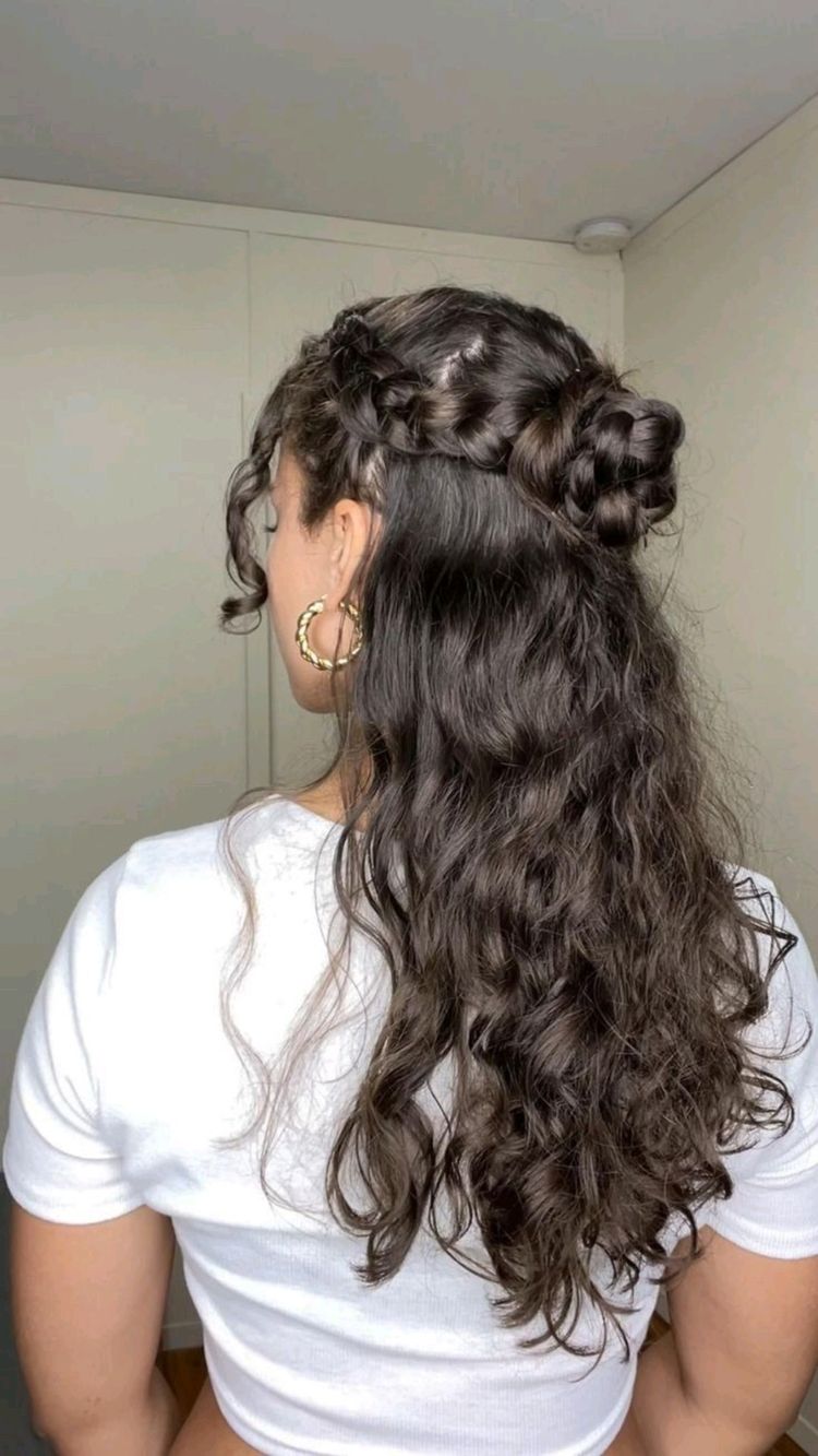 53 Gorgeous Layered Hairstyles That Are Trending In 2024
