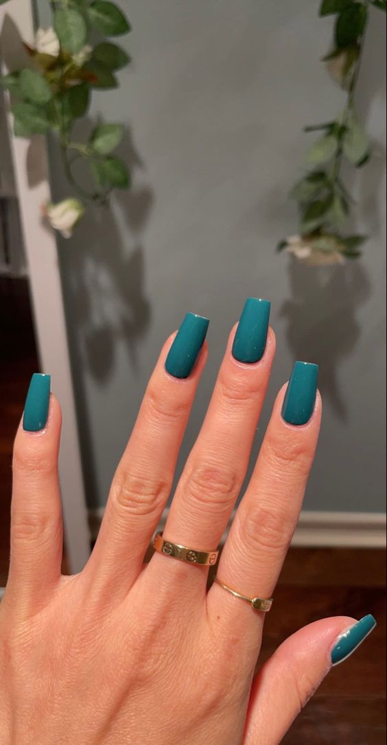 green prom nails