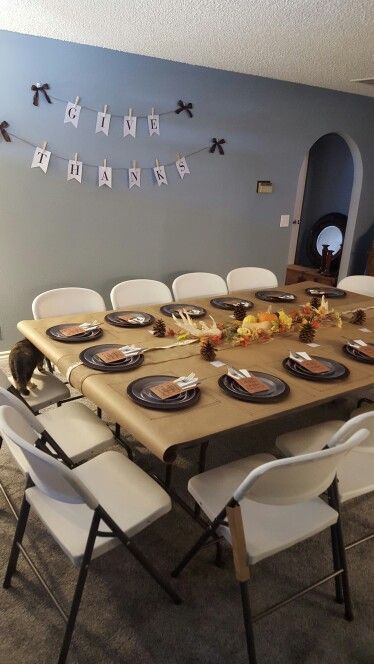 simple and best friendsgiving party
