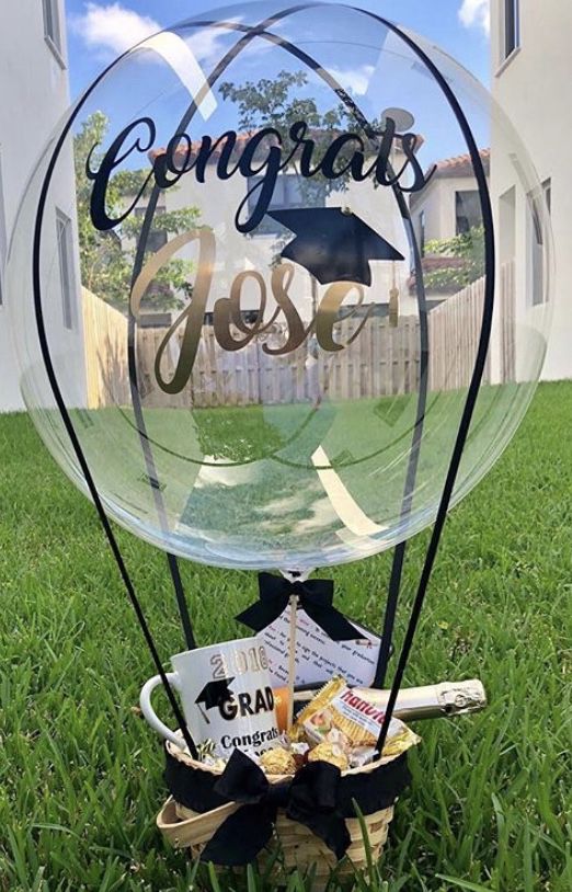 Centerpiece ideas for graduation 