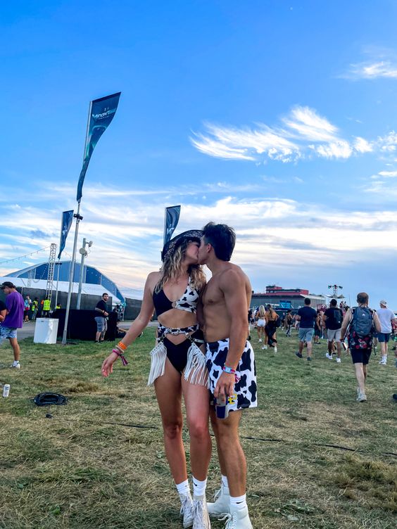 best Rave couple outfit ideas 