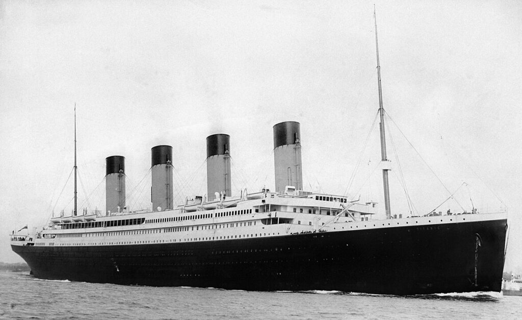 Titanic becomes a global phenomenon (1997)