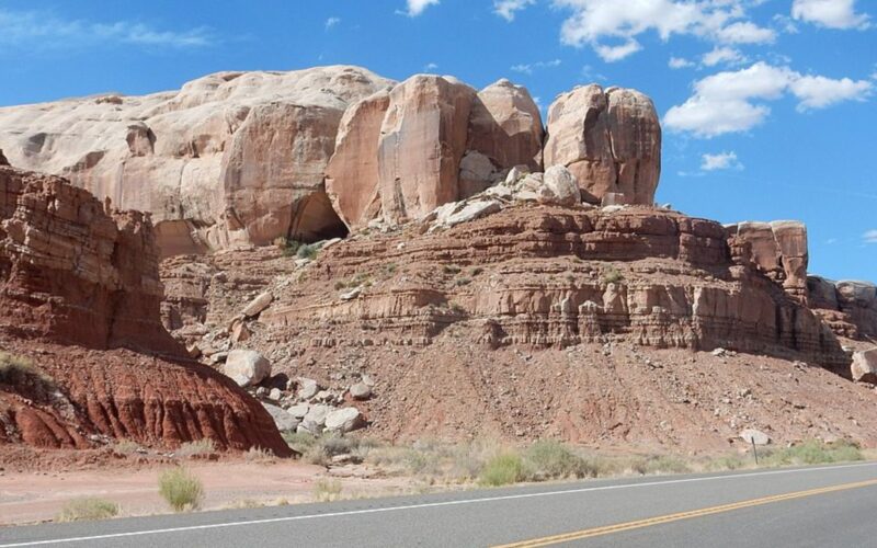 12 Secluded U.S. Towns Perfect for Off-Grid Adventures