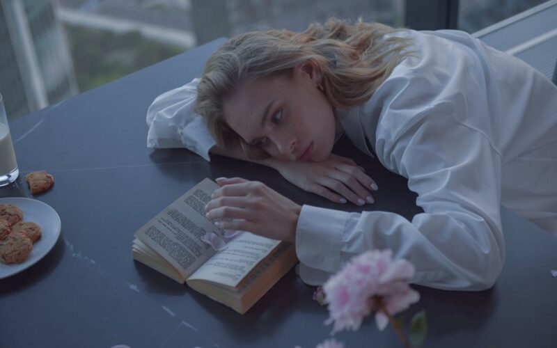 12 Daily Routines That Help You Stay Sane Living Alone