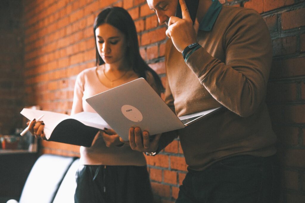 Virtual assistants planning your day