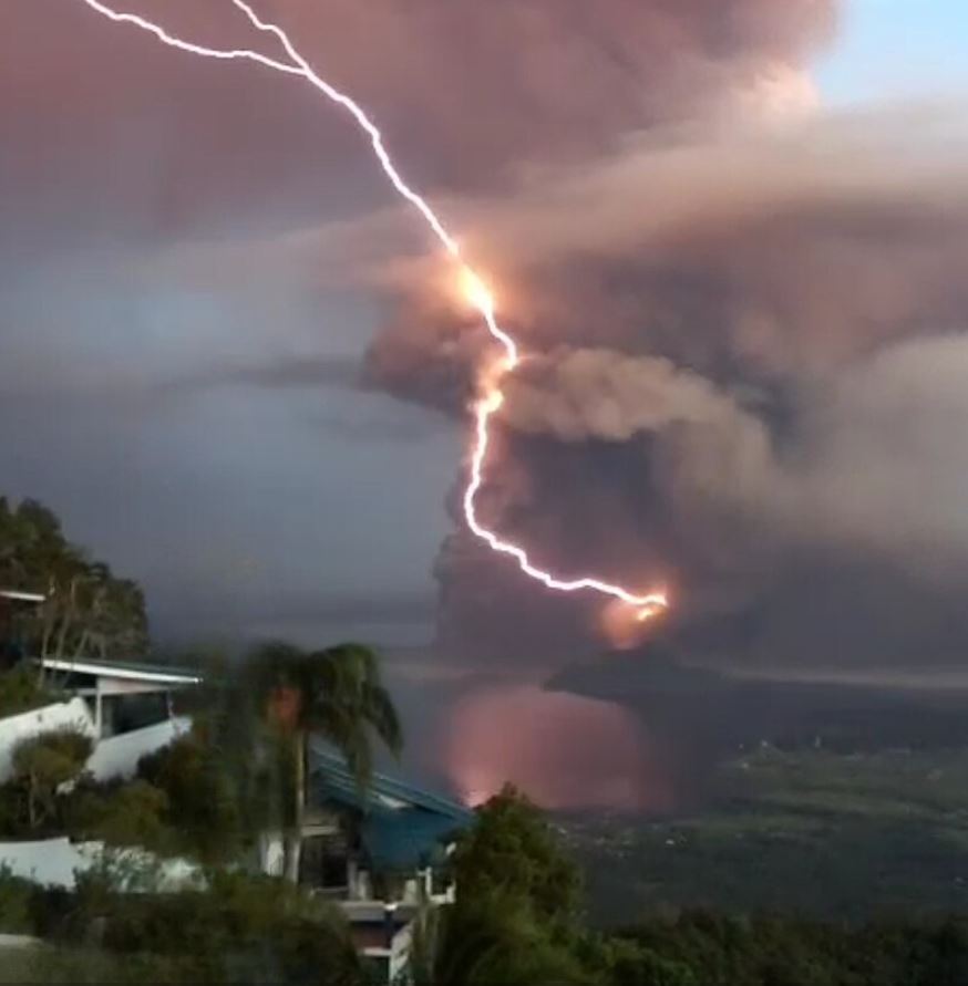 Volcanic Lightning