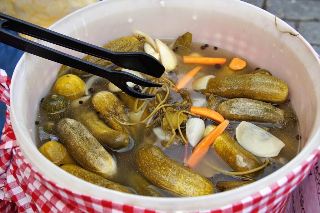 Pickles Must Bounce, Connecticut