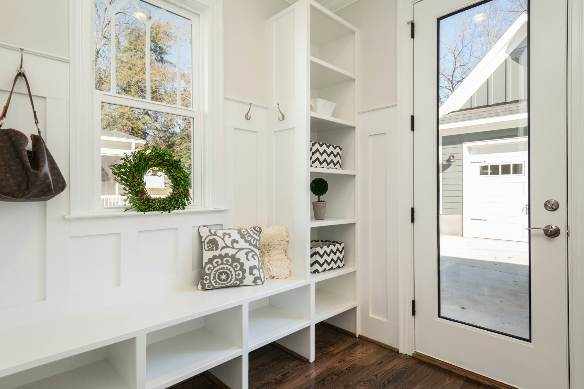 Mudrooms That Trap Dirt And Drips