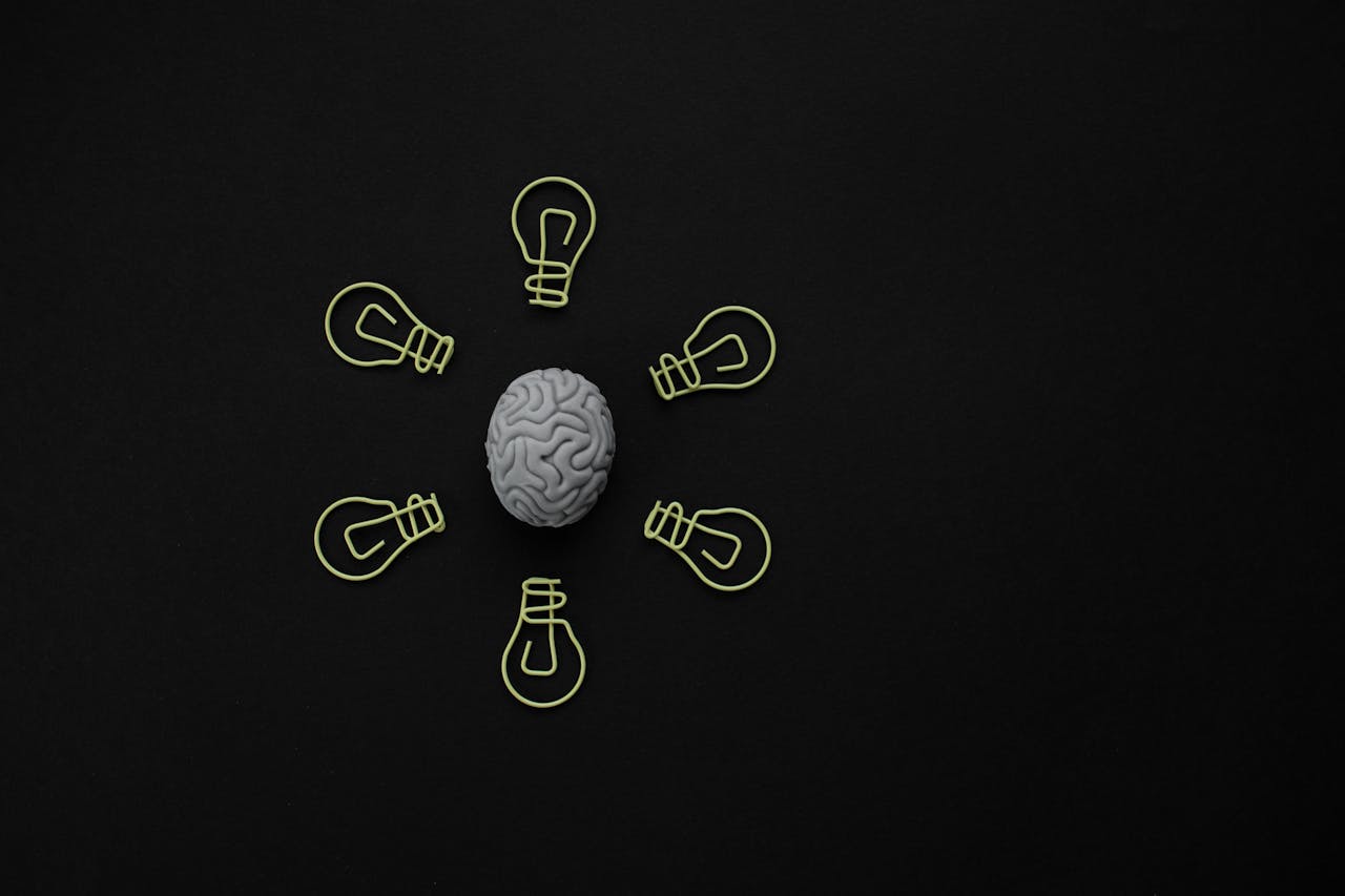 8 Things Your Brain Does Automatically That You Never Notice