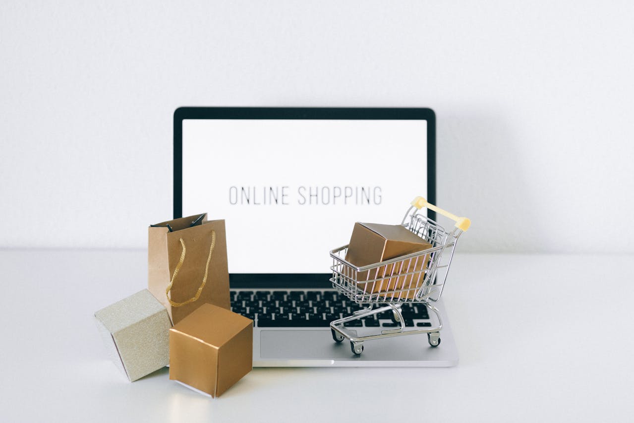 Live Commerce and Shoppable Video