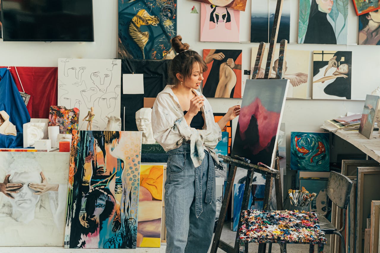Art Studio With Great Light And Storage