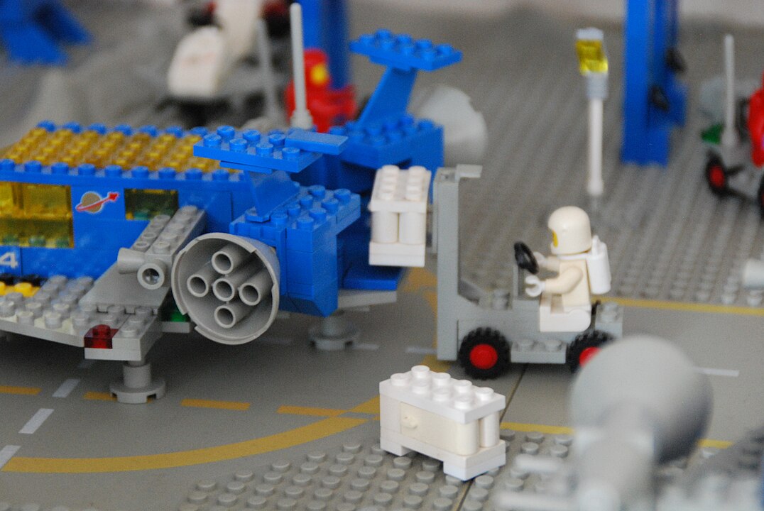 Retired LEGO sets and minifigures