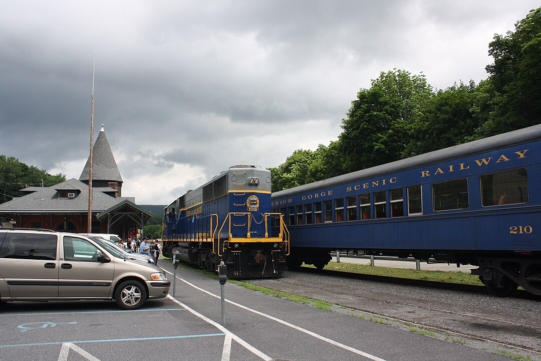 10 Forgotten Railroad Towns That Still Feel Frozen in Time
