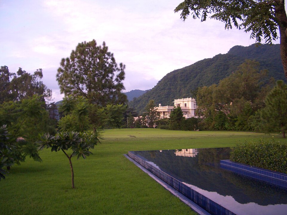 Ananda in the Himalayas, India