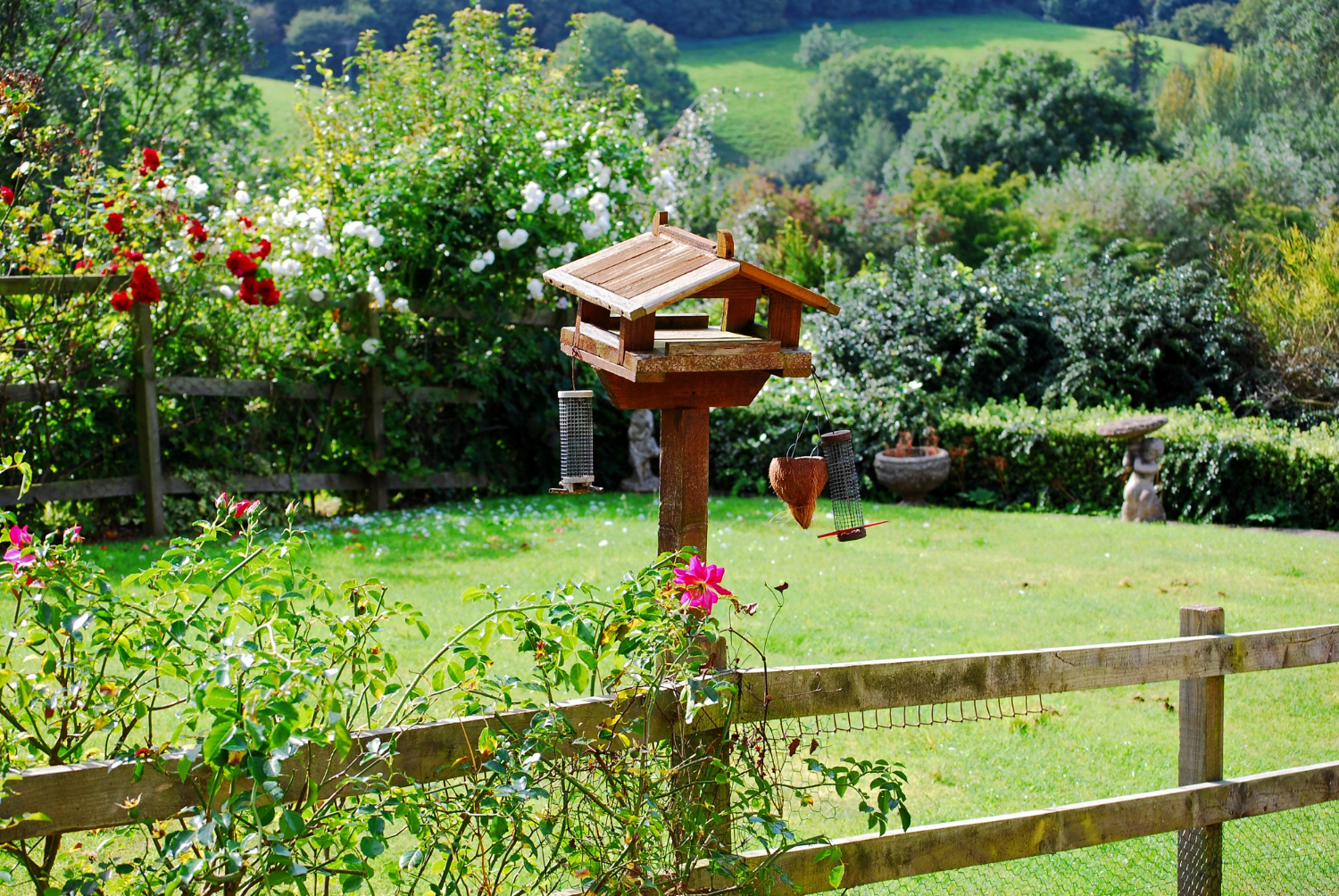 Build Nesting And Overwinter Sites