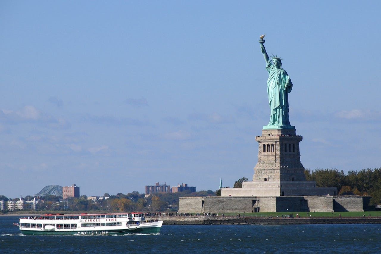 9 Scenic Ferry Rides That Feel Like Cruises Without the Price Tag