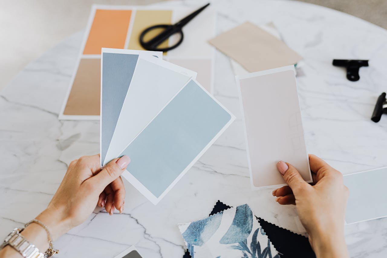 Pick a 60-30-10 Color Plan