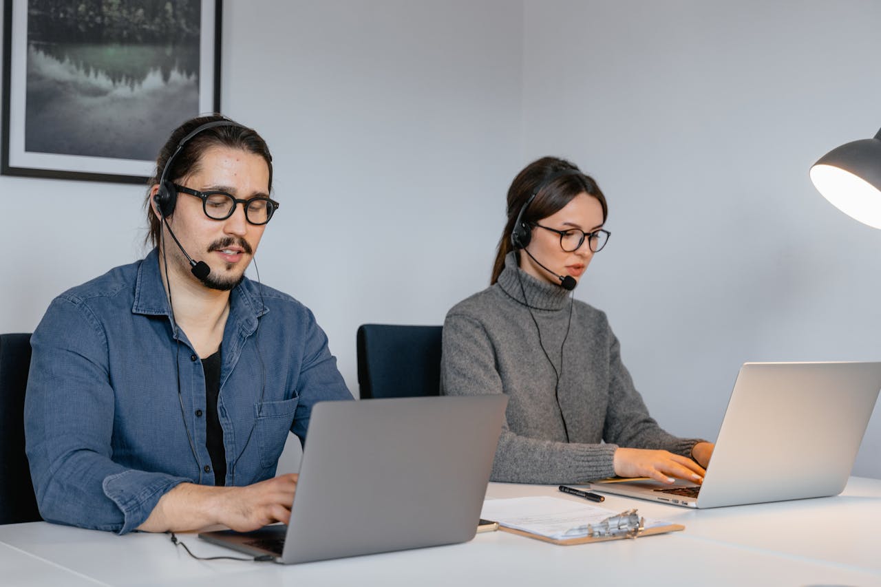 Online Recruitment and Grooming Tactics