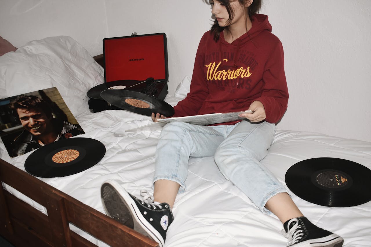 10 Common Thrift Store Items That Can be Surprisingly Valuable