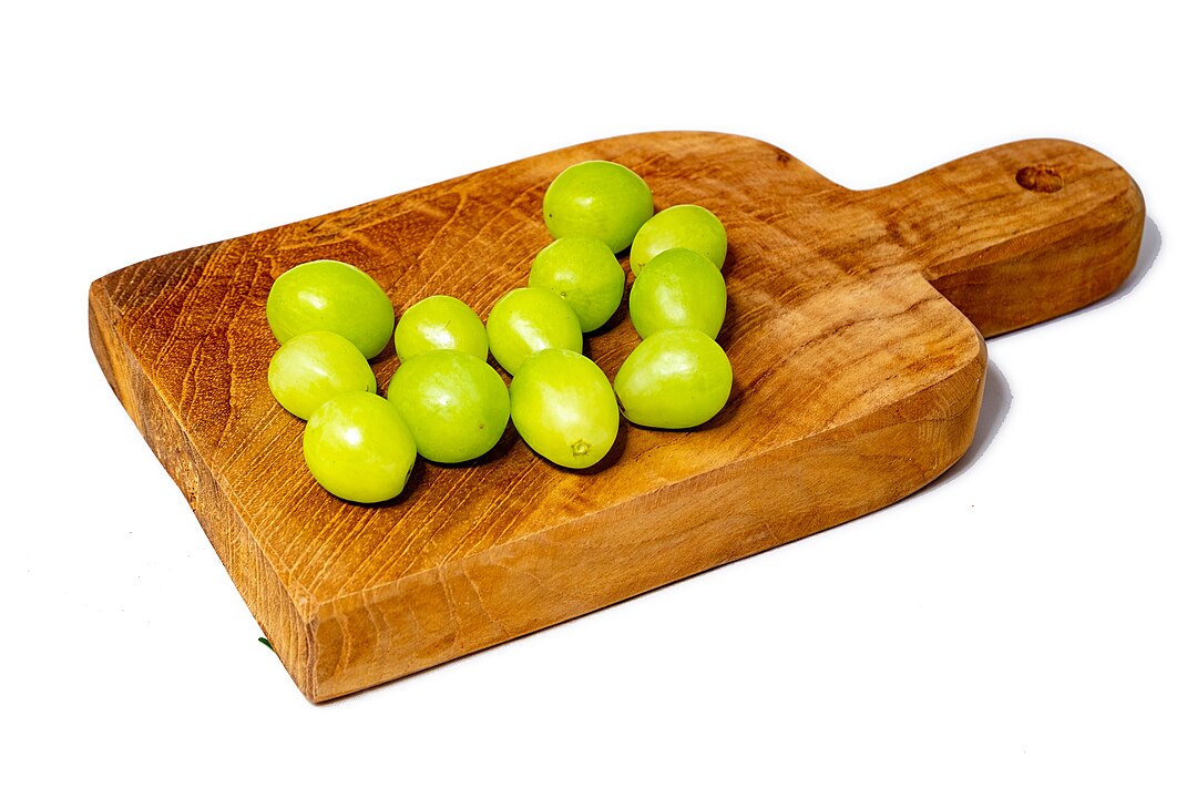 Twelve Grapes from Spain