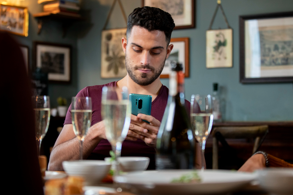No Scrolling at the Table