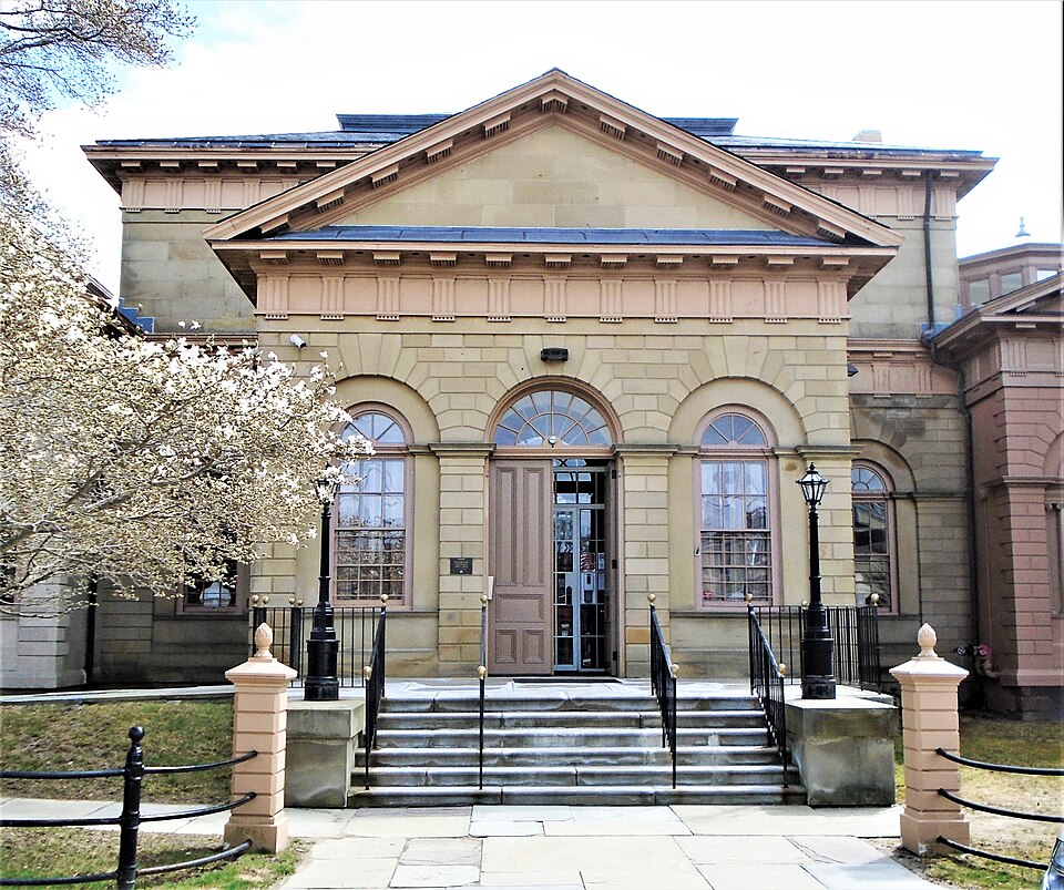 Redwood Library and Athenaeum, Newport, Rhode Island (1747)