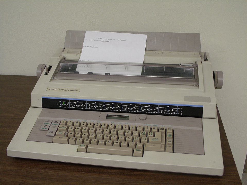 Digital-Free Typewriters And Word Processors